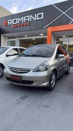 HONDA FIT 1.4 LX 8V FLEX 4P MANUAL HONDA FIT 1.4 LX 8V FLEX 4P MANUAL